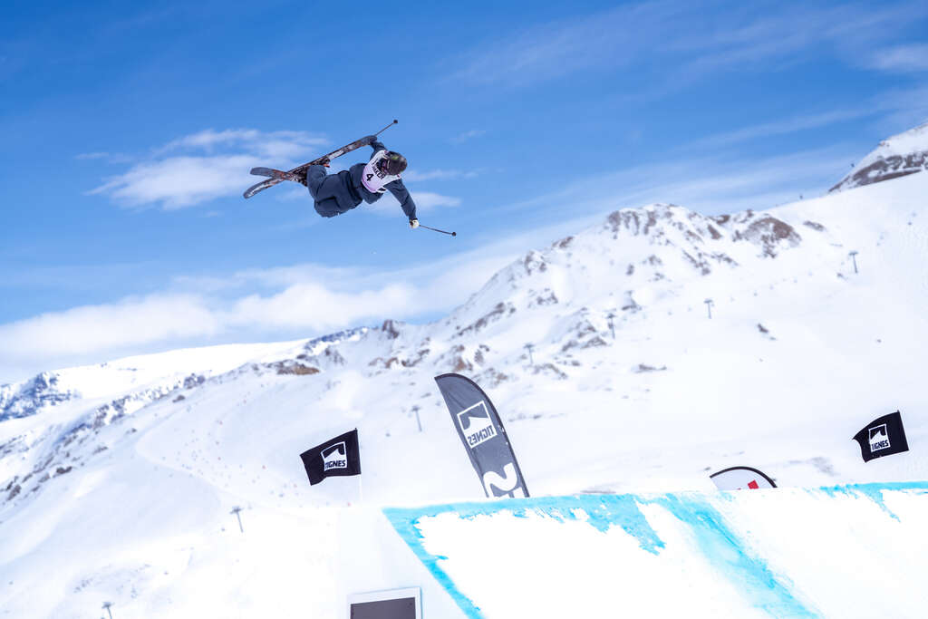 Skieur freestyle