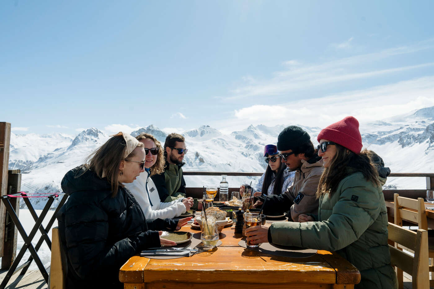 Group of friends on the terrace of Lo Soli in Tignes