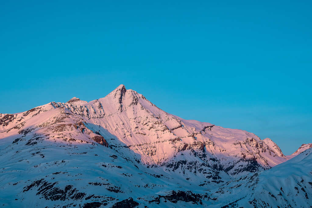 Grande Sassière am Morgen im Winter