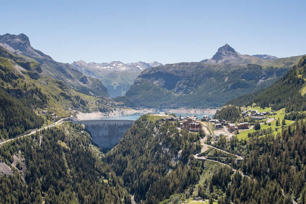 Le barrage de Tignes et le lac du Chevril