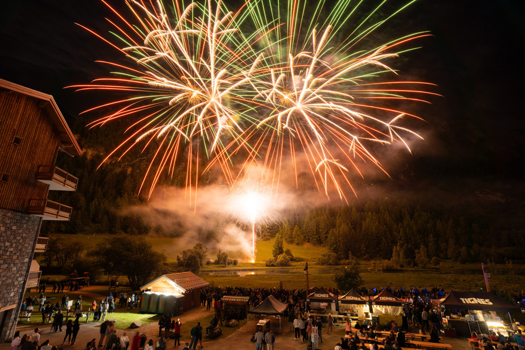 Feu d'artifice à Tignes les Brévières