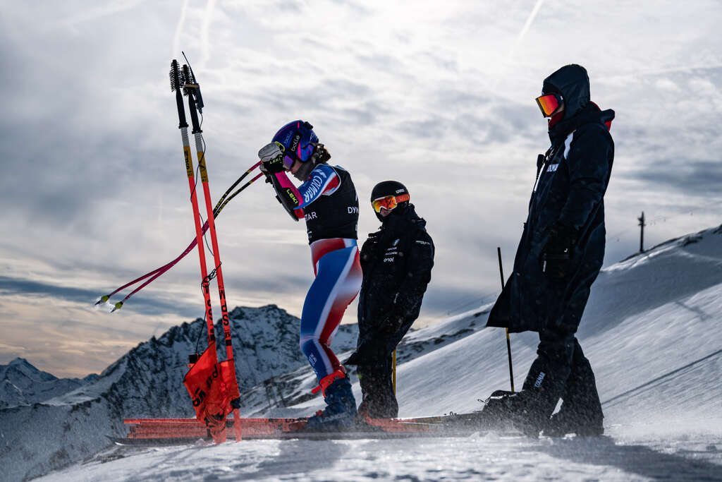 Competitive alpine skier at the start
