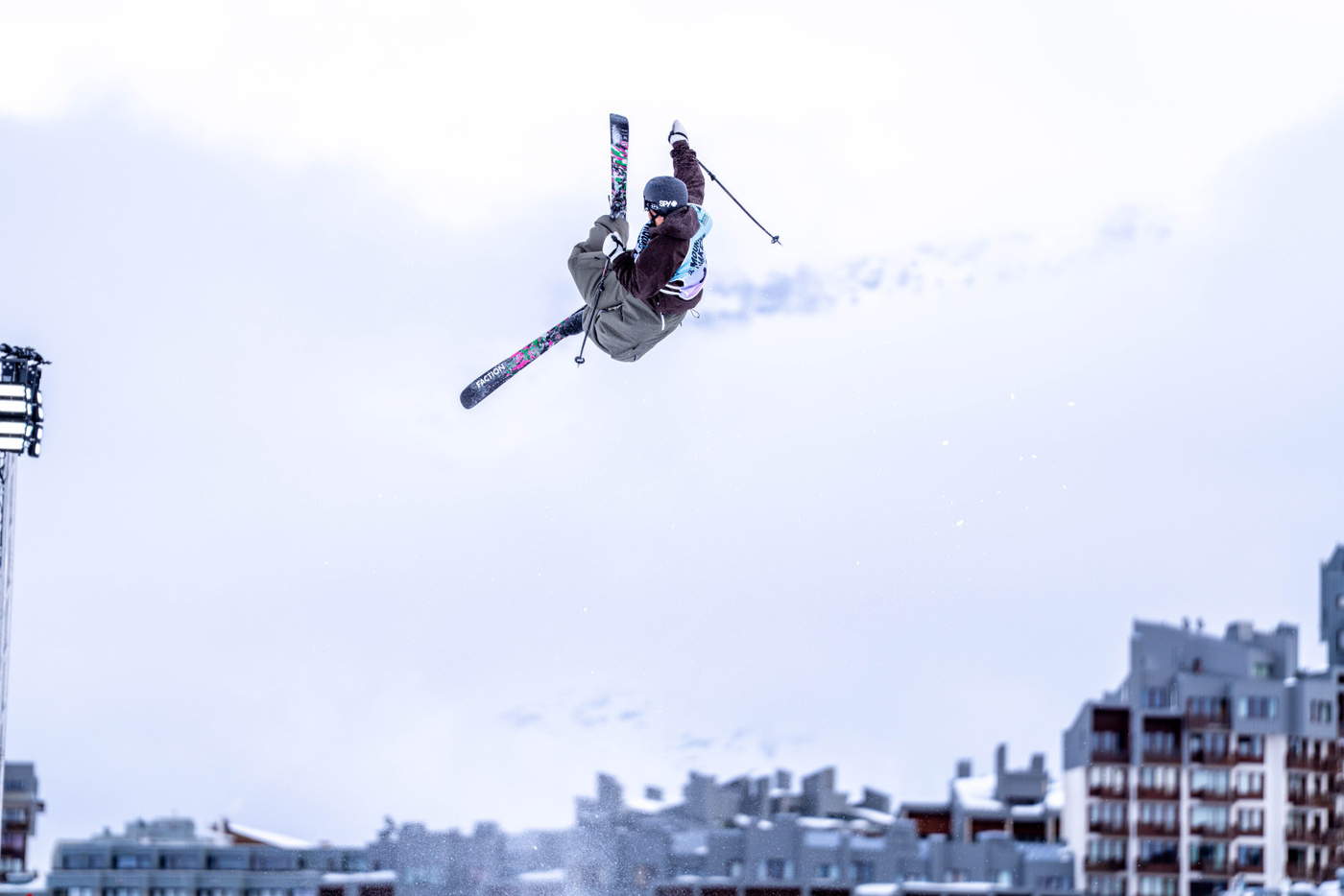 Big-Air-Skisprung in Tignes