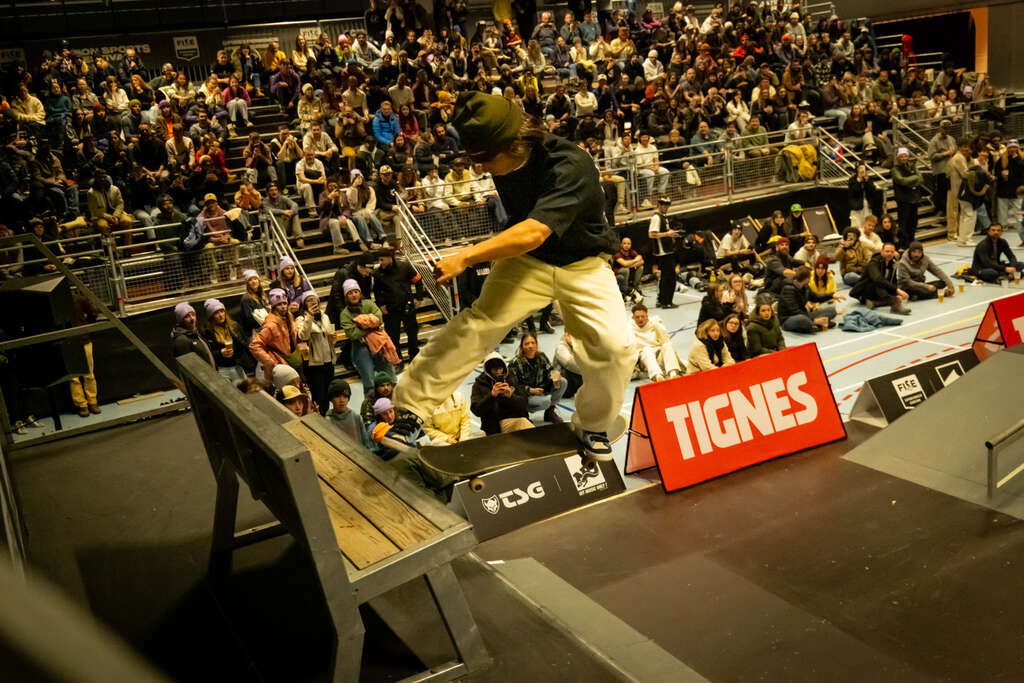 Skater in Tignespace für die FISE Xperience Series